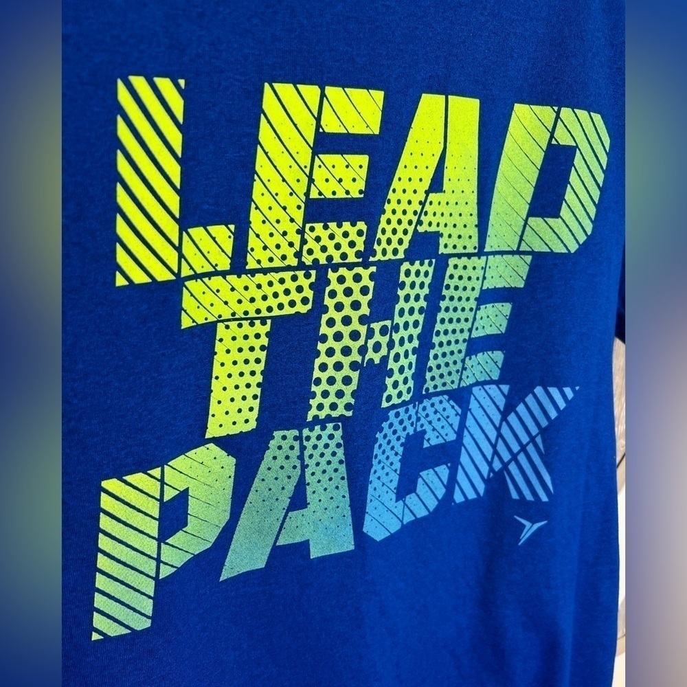D14.09 Old Navy Active "Lead The Pack" Blue T-Shirt Size XL(14-16) Boys